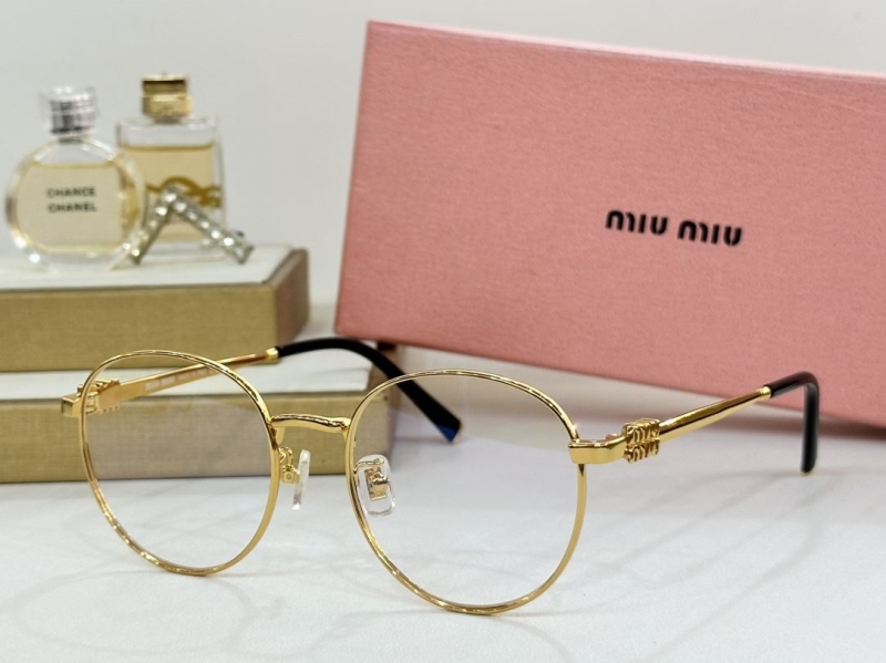 Miu miu Sunglasses